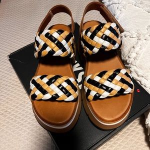 Homers Artisan Braided Lug Sole Platform Sandals Black Tan Brown Size 6.